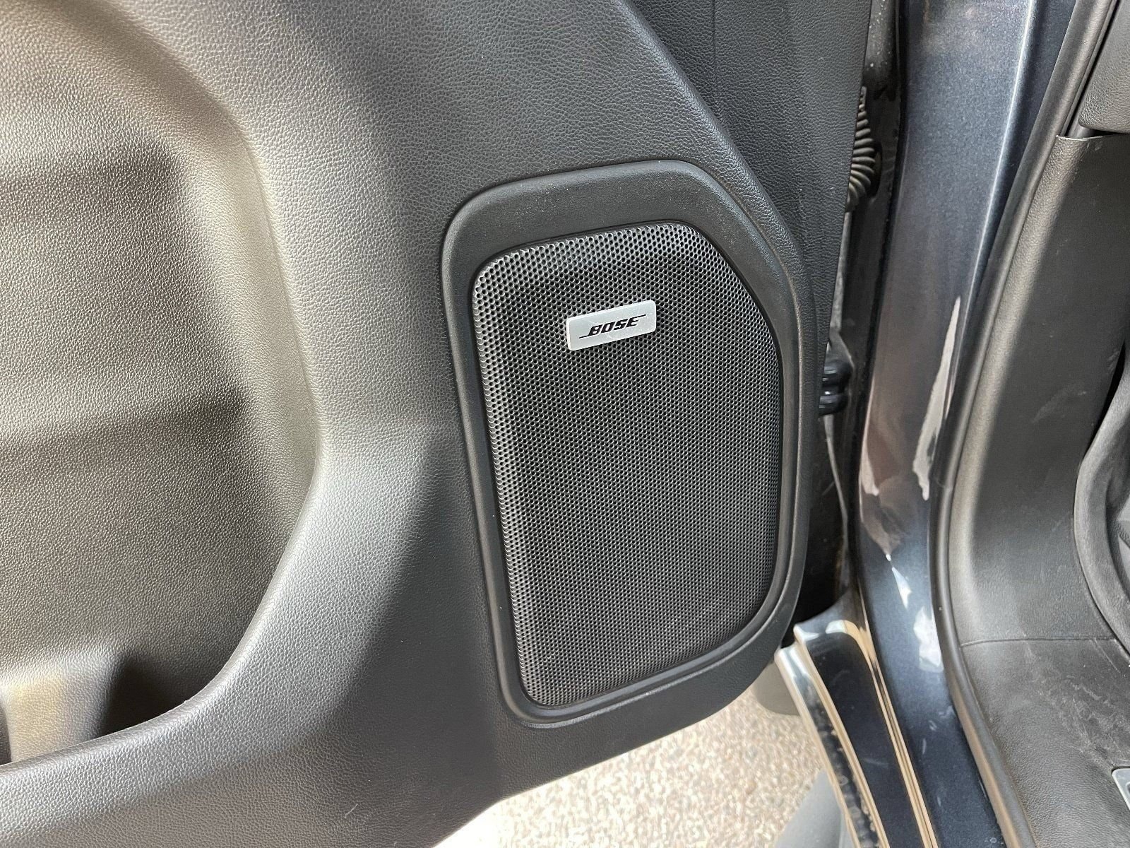 2020 Chevrolet Silverado 1500 LT Trail Boss - Photo 24