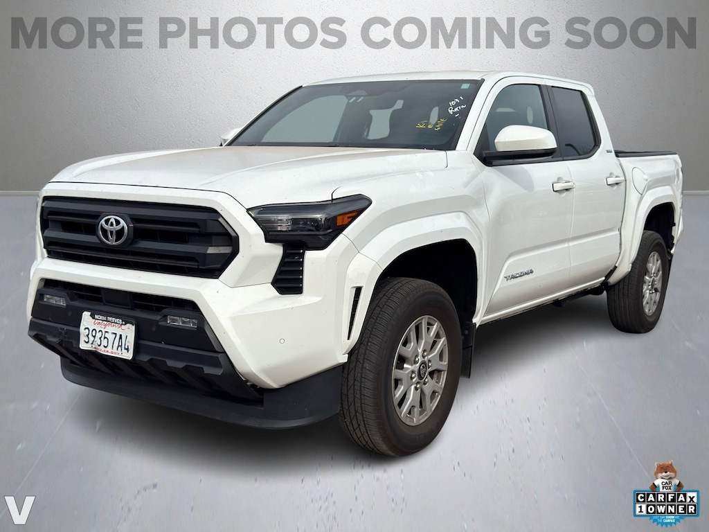 Used 2024 Toyota Tacoma 4WD SR5 Truck Double Cab
