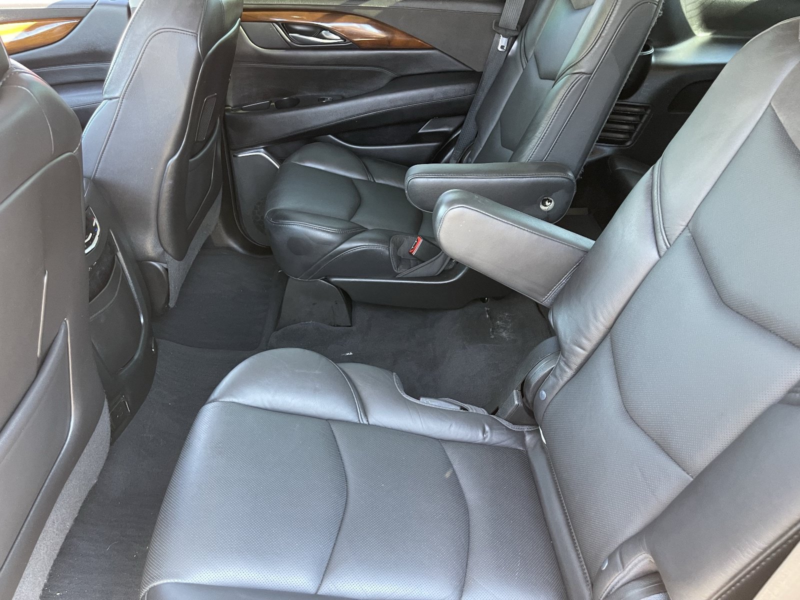 2018 Cadillac Escalade Premium Luxury - Photo 19
