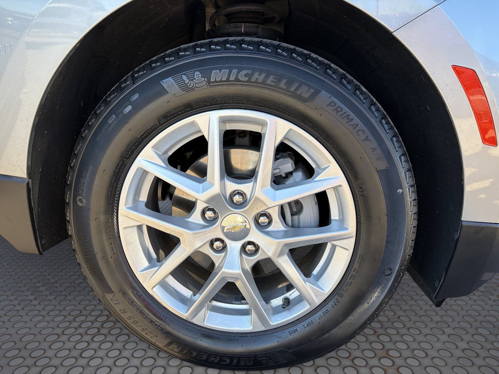 2024 Chevrolet Equinox LS - Photo 10
