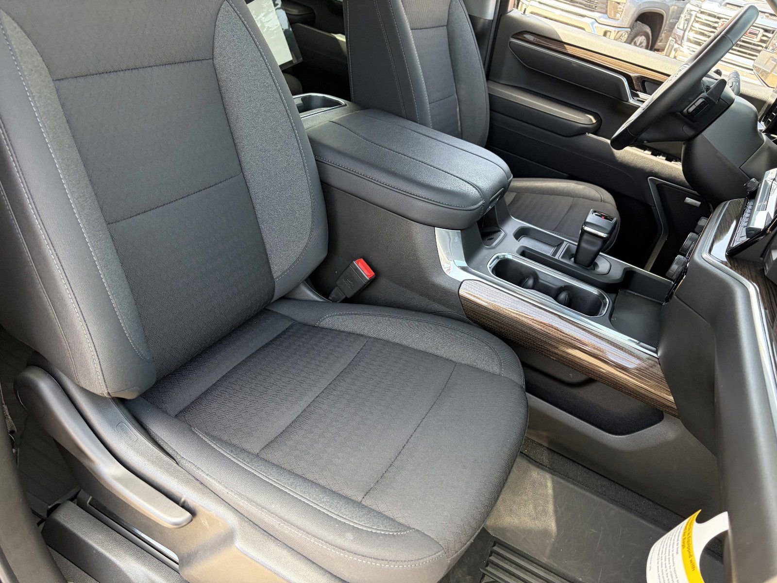 2025 Chevrolet Silverado 1500 RST - Photo 11