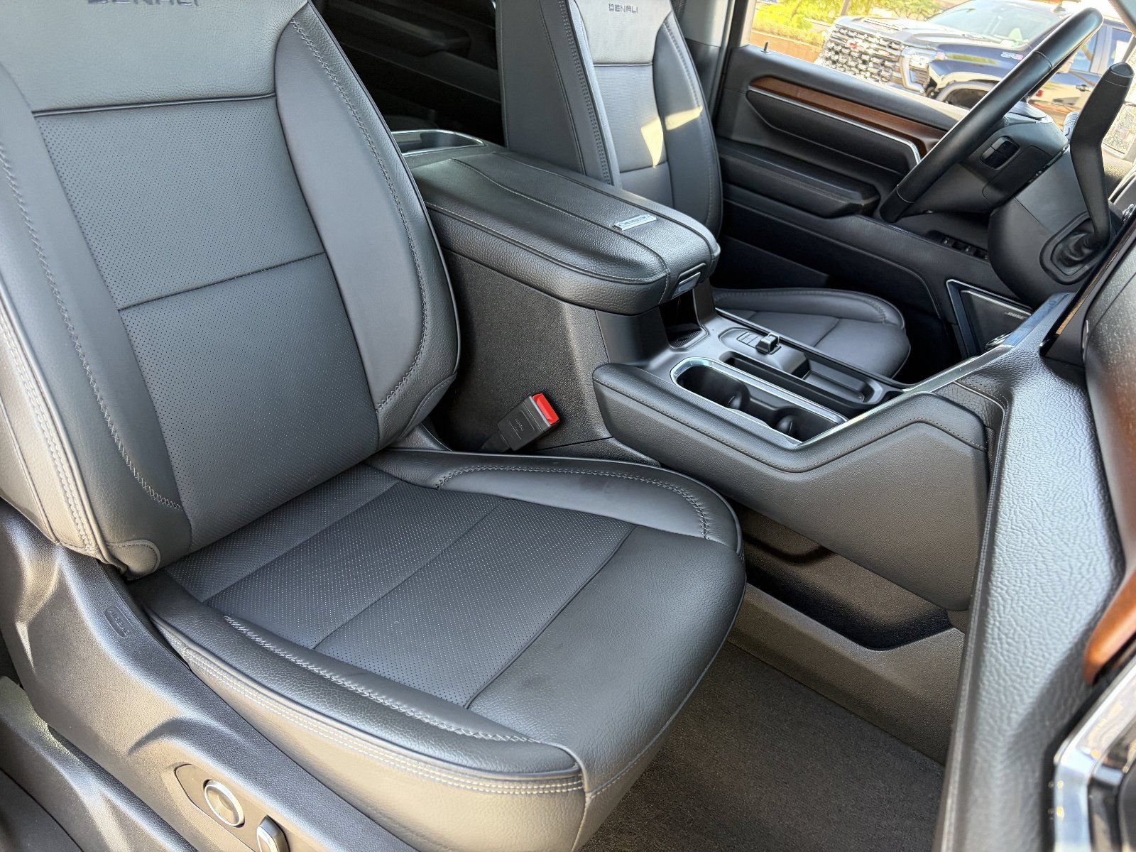 2024 GMC Sierra 2500HD Denali - Photo 11