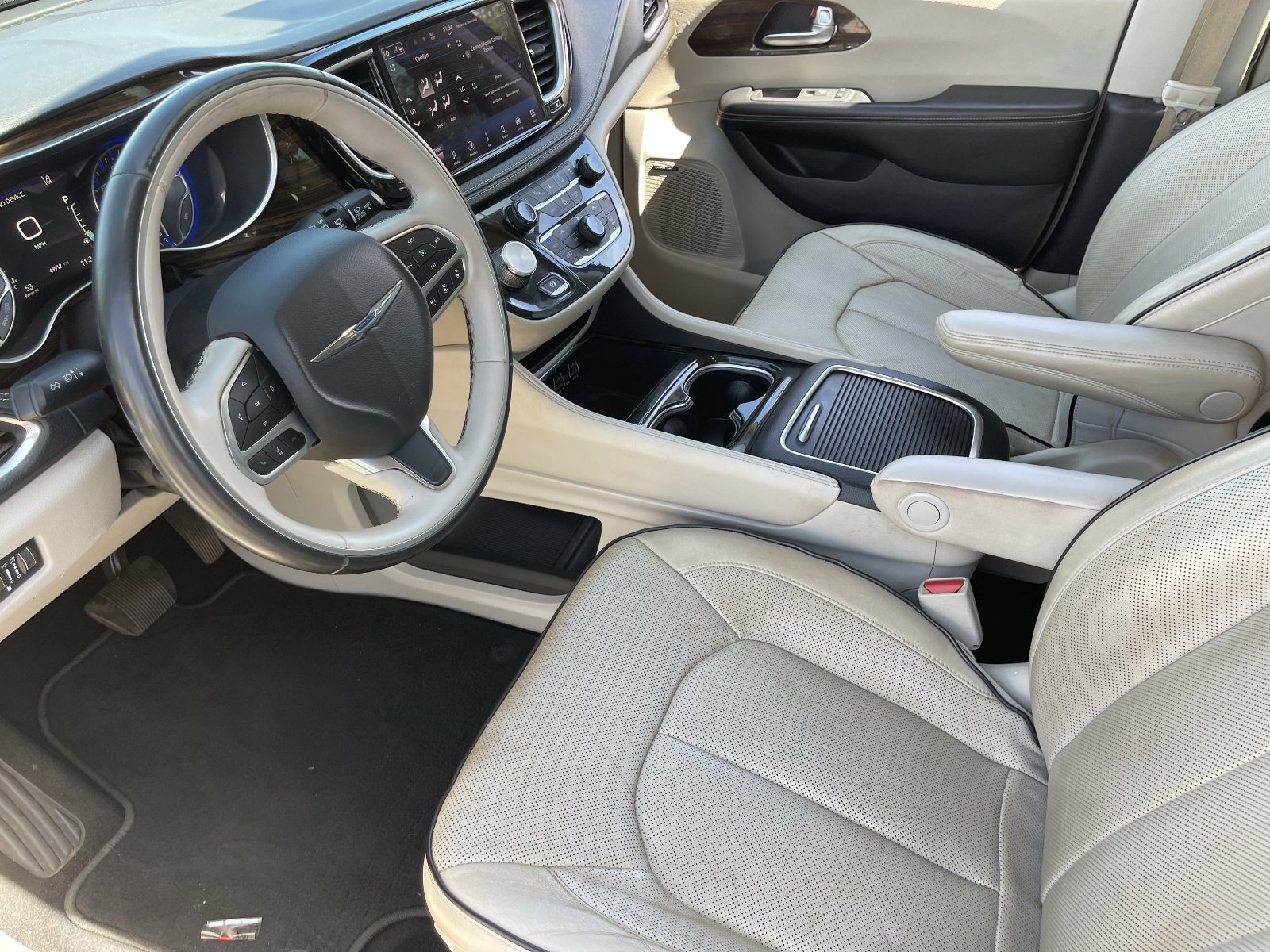2021 Chrysler Pacifica Limited - Photo 20