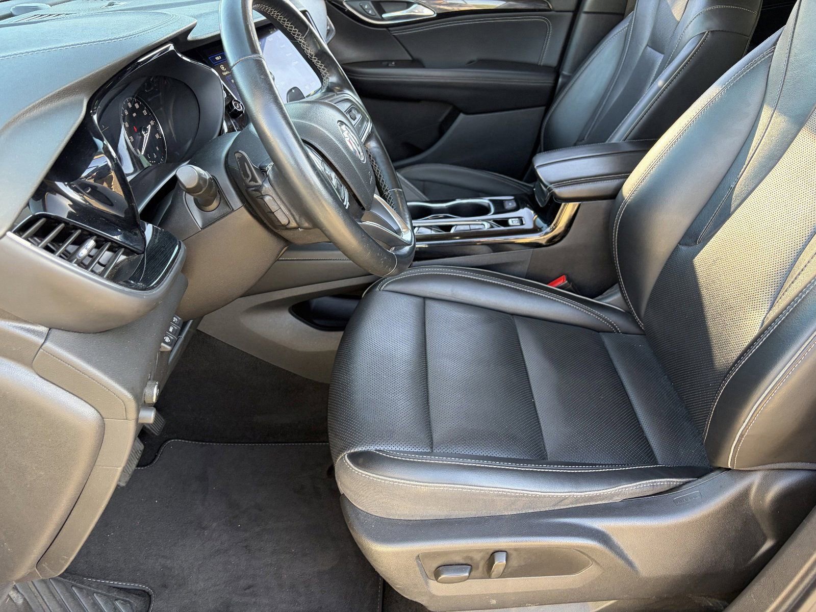 2022 Buick Envision Essence - Photo 20