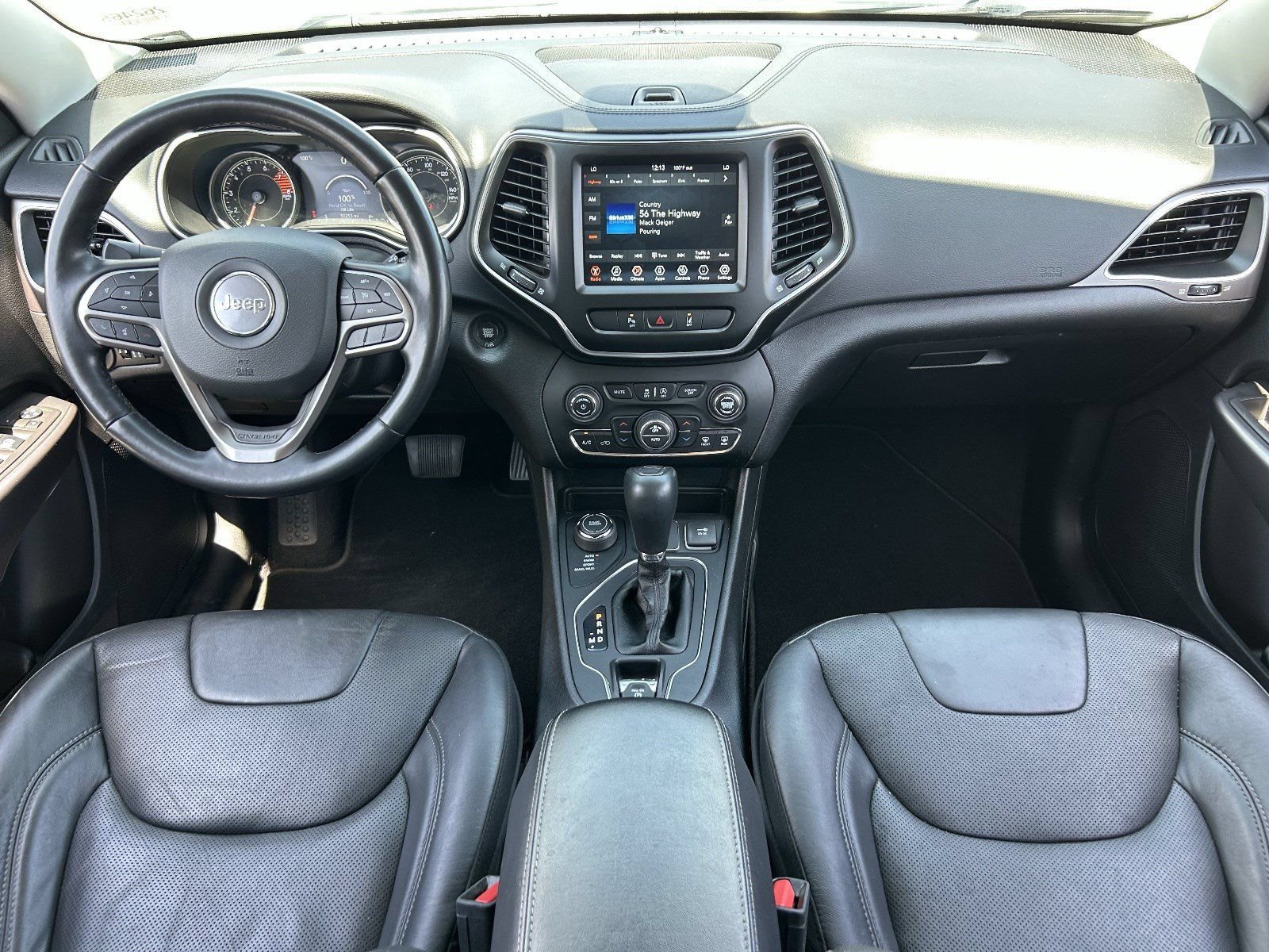 2021 Jeep Cherokee Latitude Lux - Photo 16