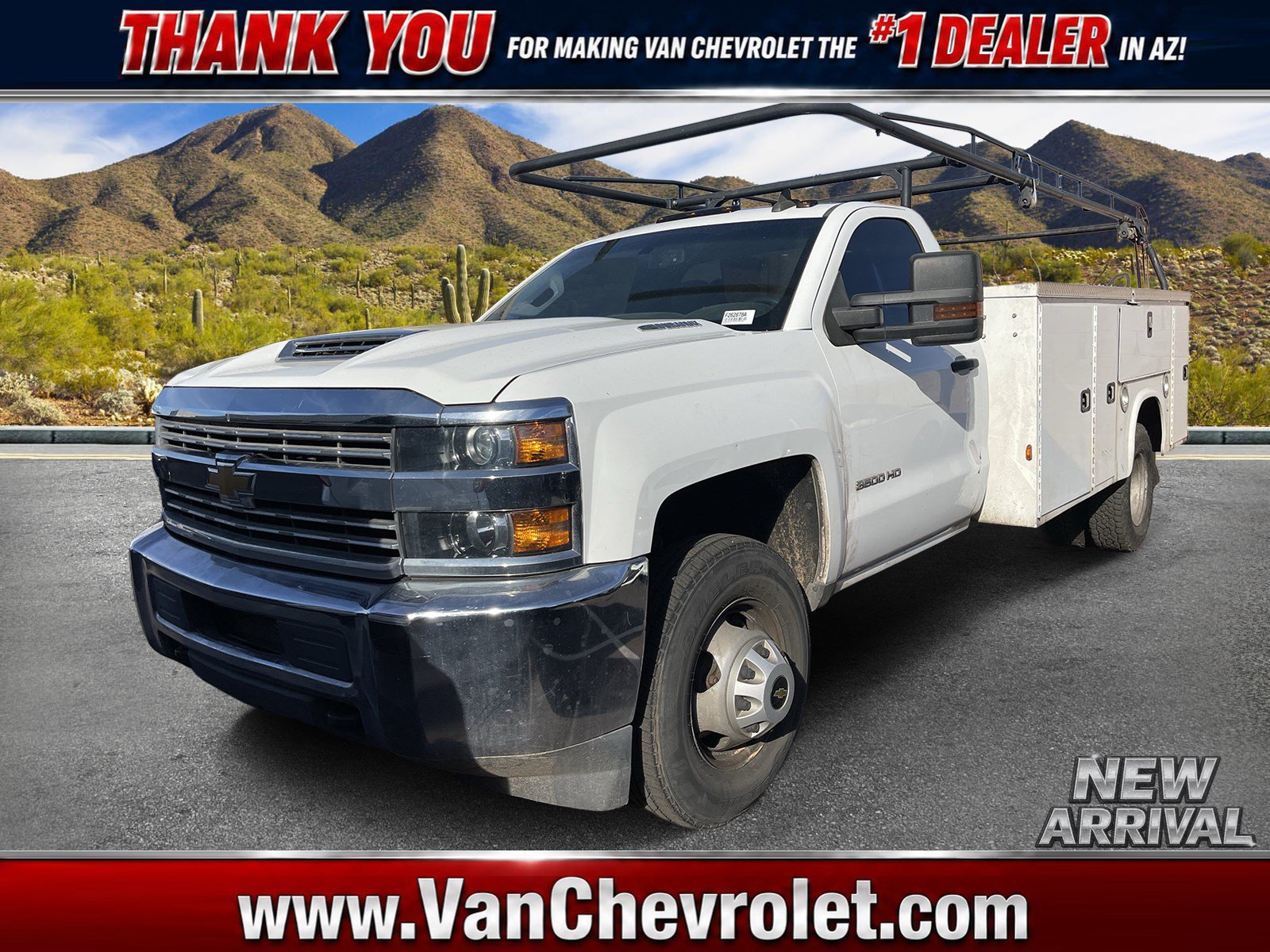  2018 Chevrolet Silverado 3500HD Chassis Work Truck RWD   