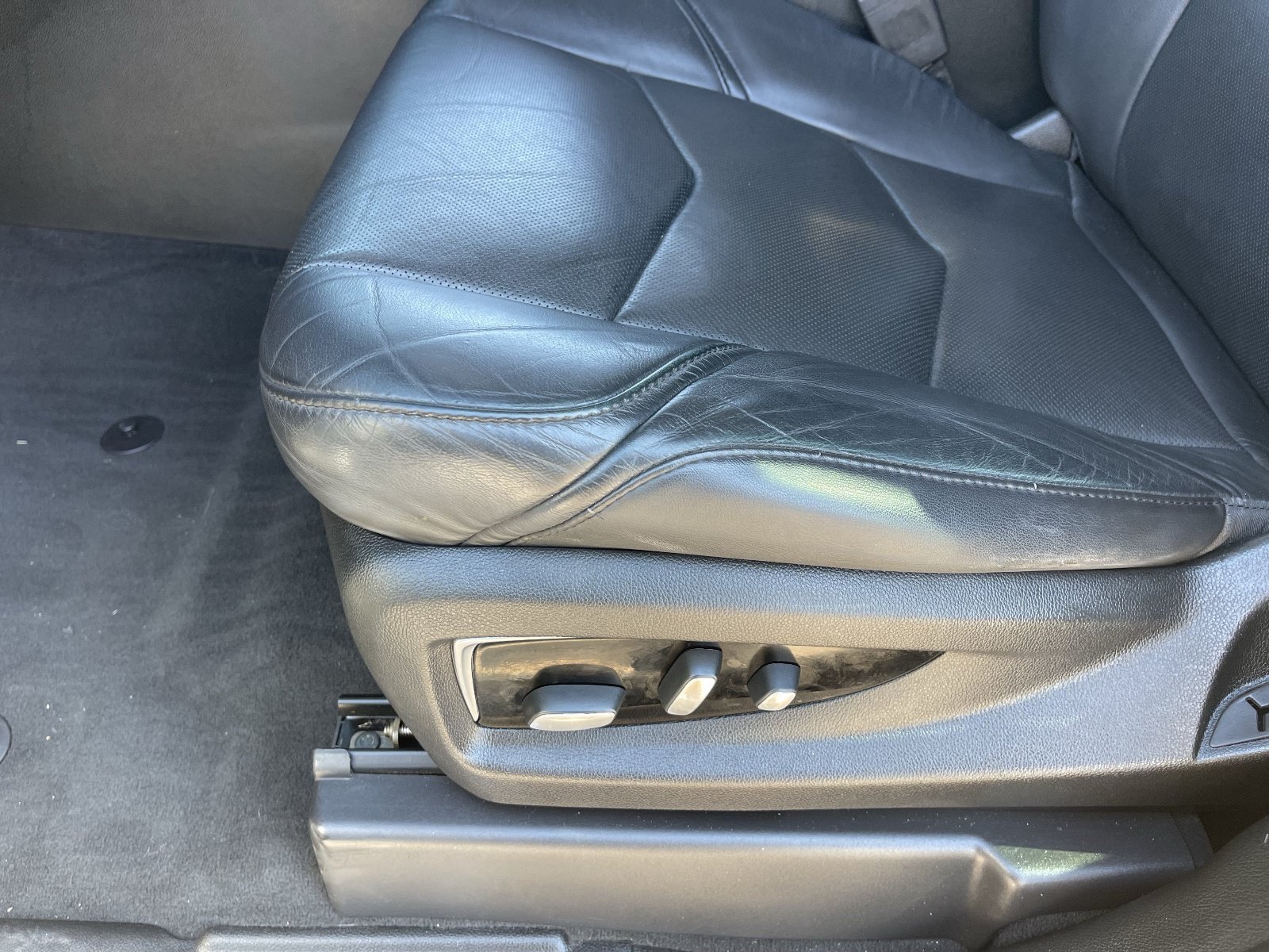 2018 Cadillac Escalade Premium Luxury - Photo 22