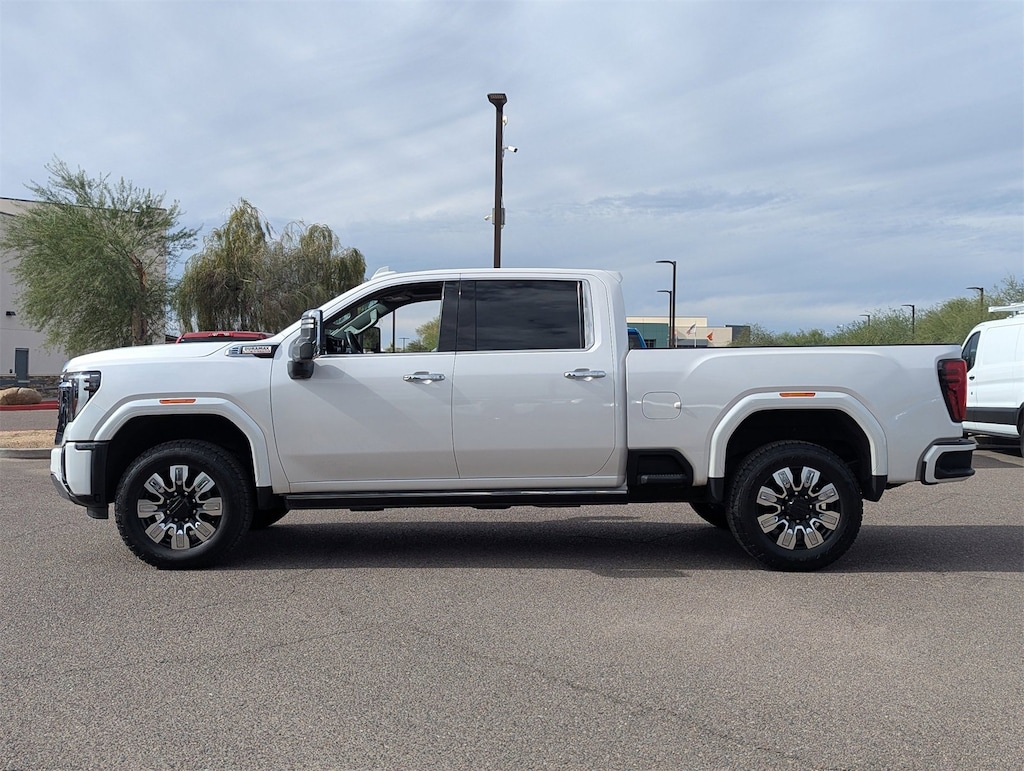Used 2024 GMC Sierra 2500 HD Denali Truck Crew Cab