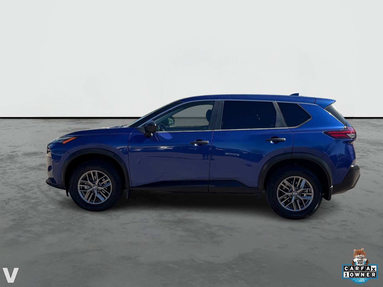 2021 Nissan Rogue S photo 2