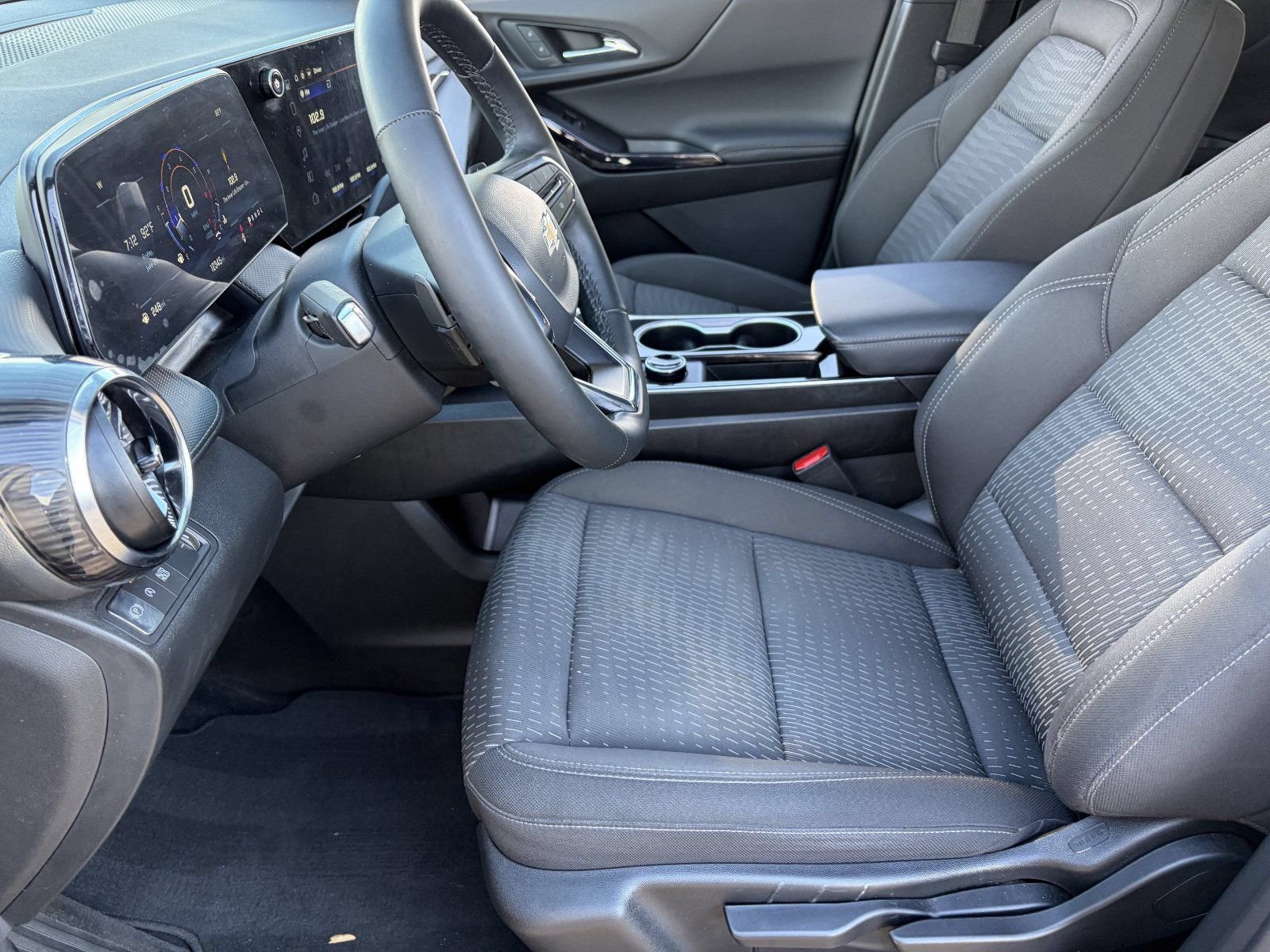 2026 Chevrolet Equinox LT - Photo 20