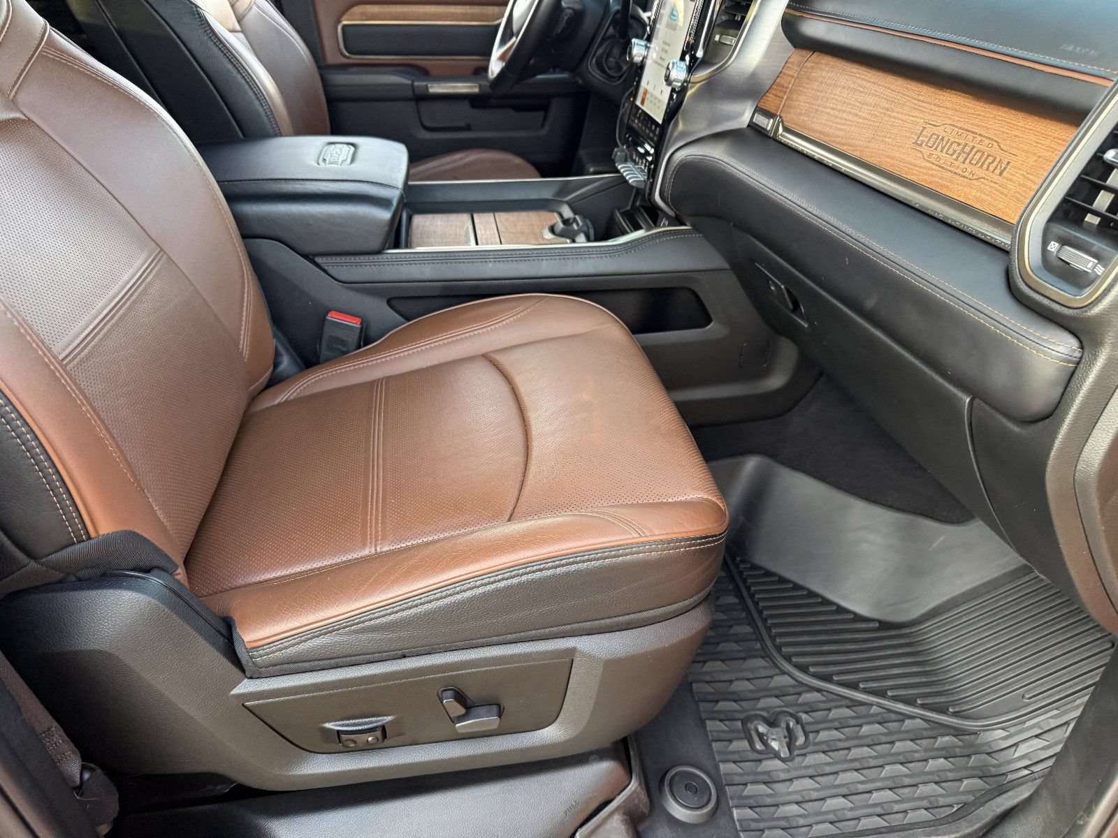2022 RAM Ram 2500 Pickup Laramie Longhorn - Photo 12