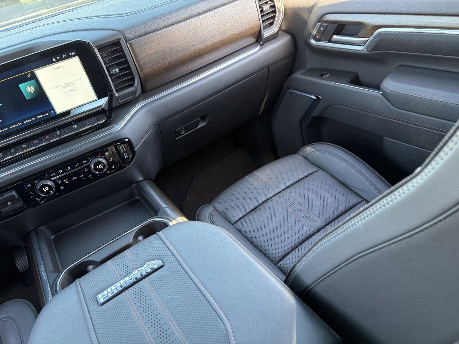 2025 Chevrolet Silverado 3500HD High Country - Photo 17