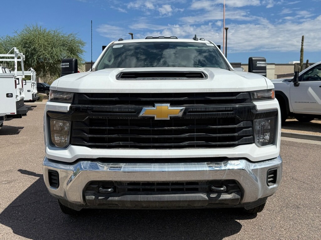 New 2024 Chevrolet Silverado 3500 HD Chassis Cab Work Truck Truck Crew Cab