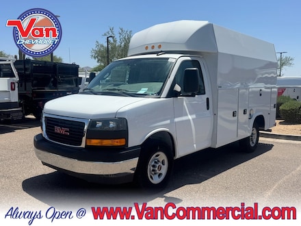 2024 GMC Savana Cutaway 3500 1WT Cutaway Van