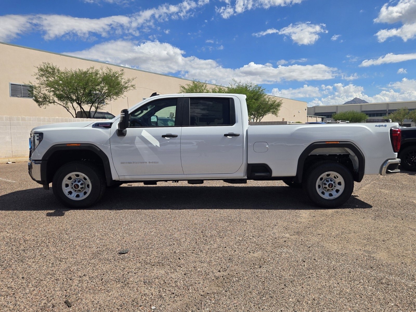 2025 Gmc Sierra 3500 HD Pro photo 2