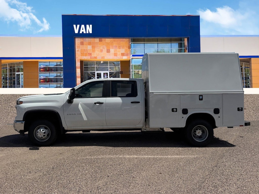 New 2024 Chevrolet Silverado 3500 HD Chassis Cab Work Truck Truck Crew Cab