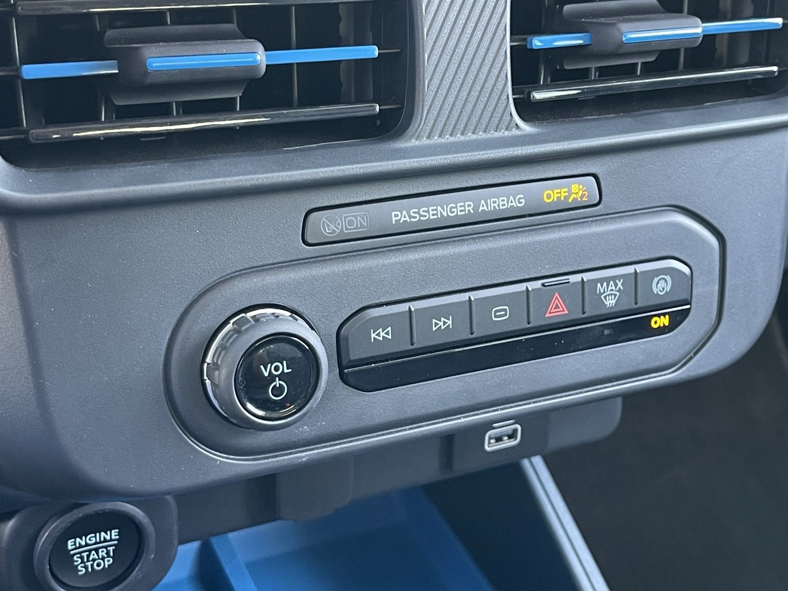 2025 Ford Maverick XLT - Photo 28