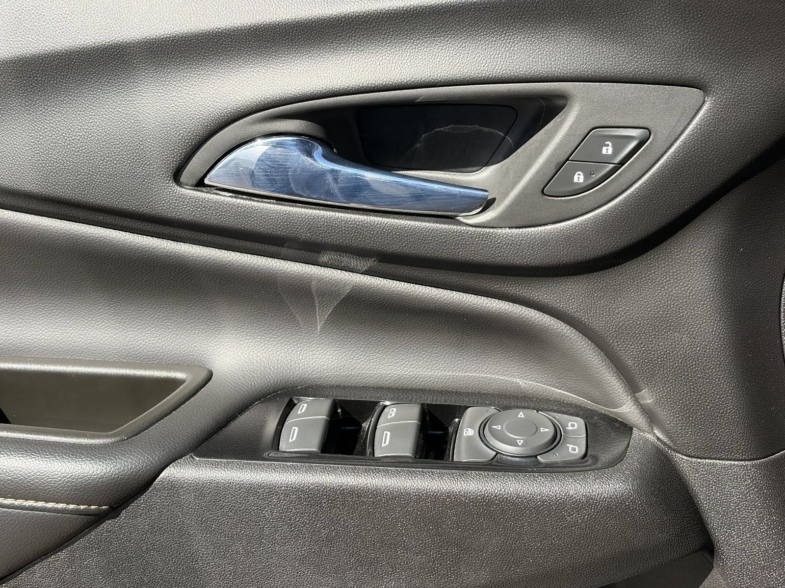 2024 Chevrolet Equinox Premier - Photo 23