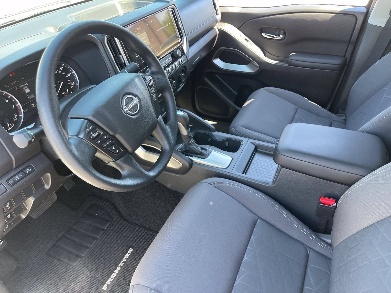 2026 Nissan Frontier SV - Photo 19