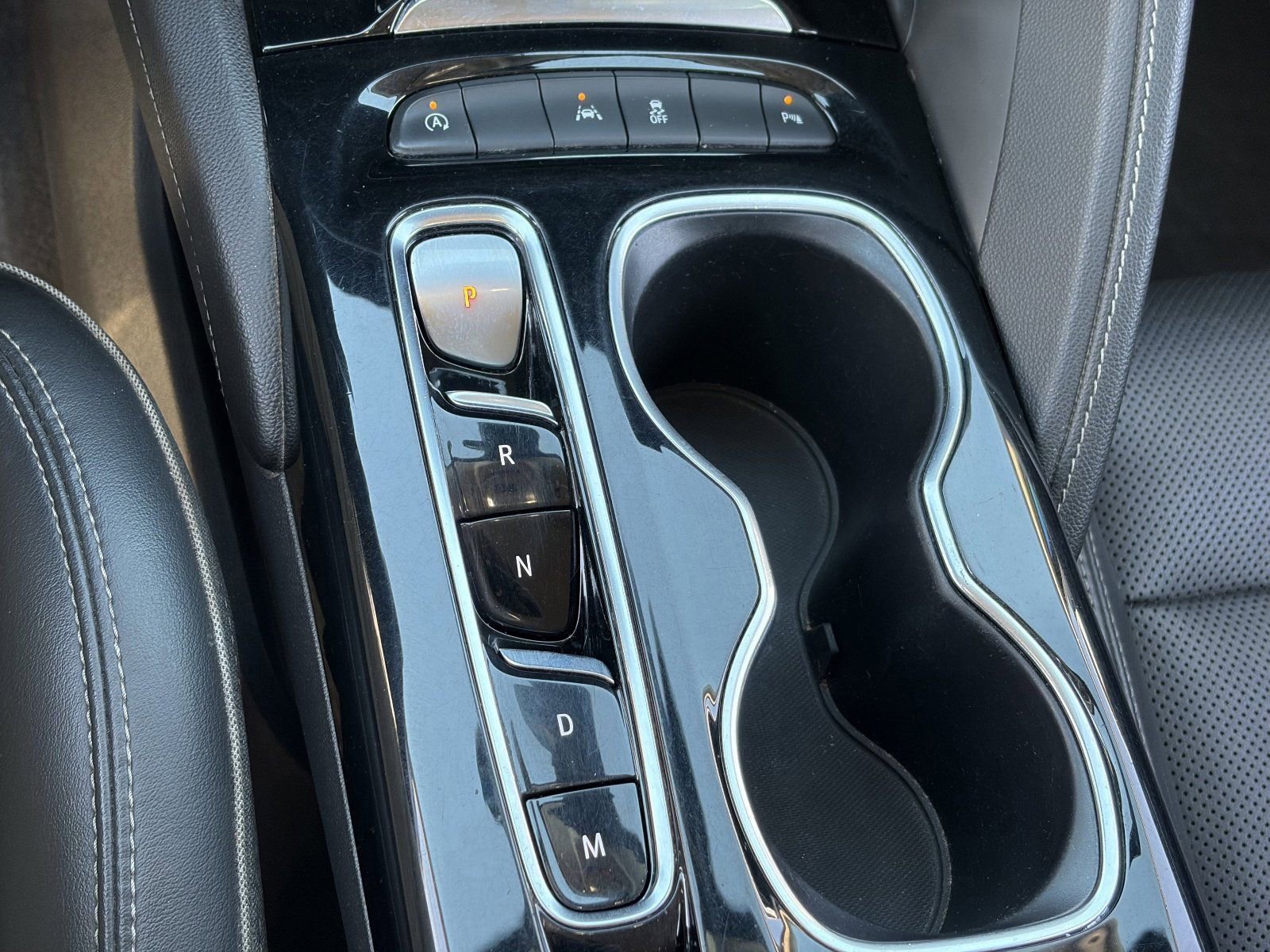 2022 Buick Envision Essence - Photo 32