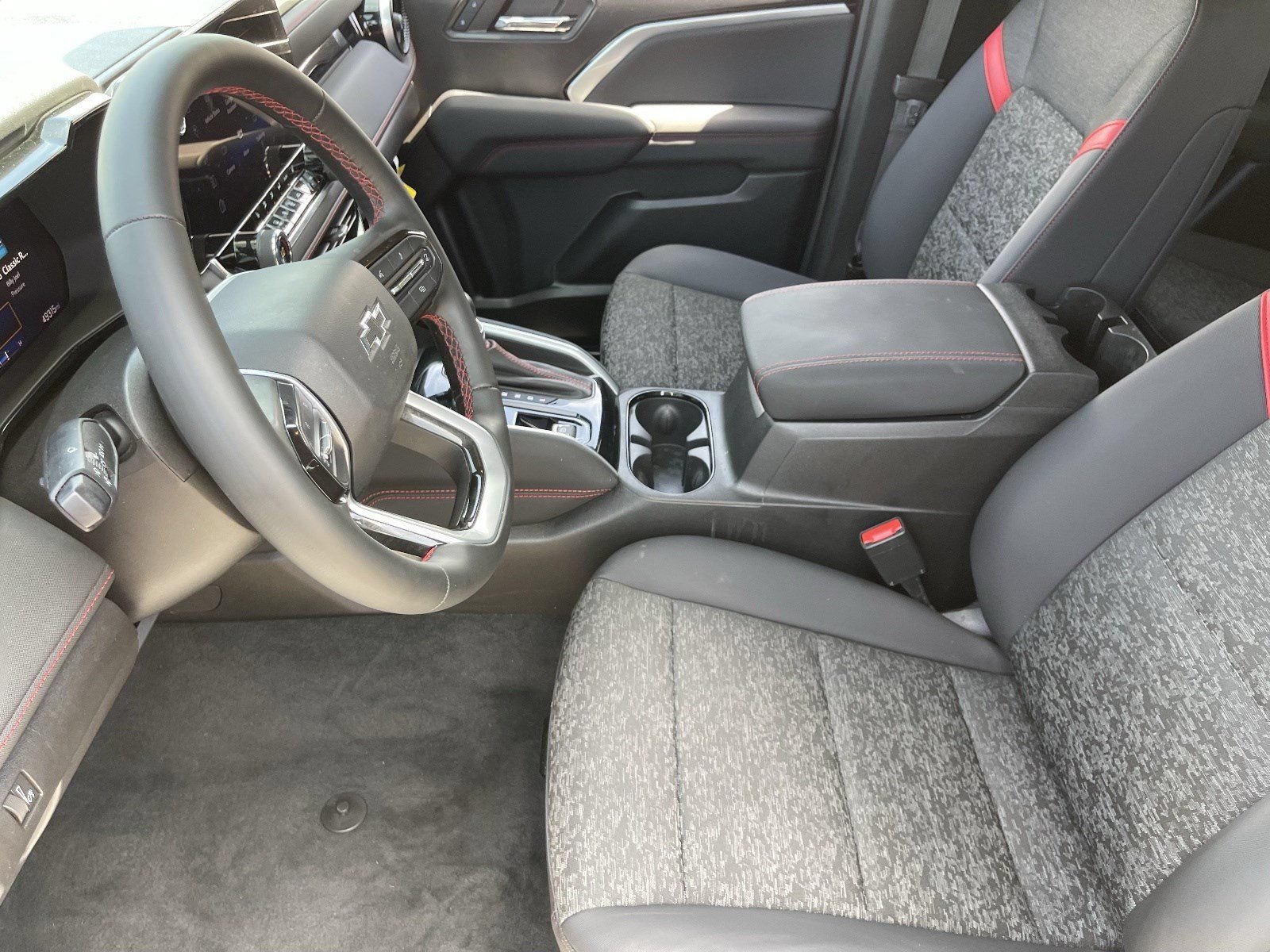 2024 Chevrolet Colorado Z71 - Photo 20