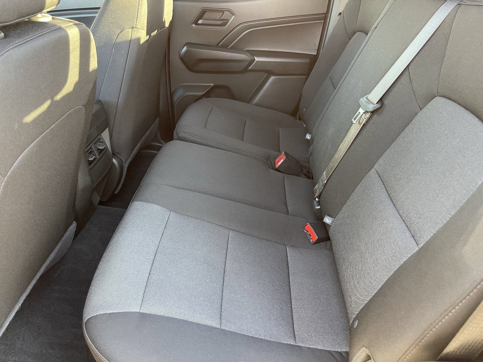 2026 Chevrolet Colorado Trail Boss - Photo 17
