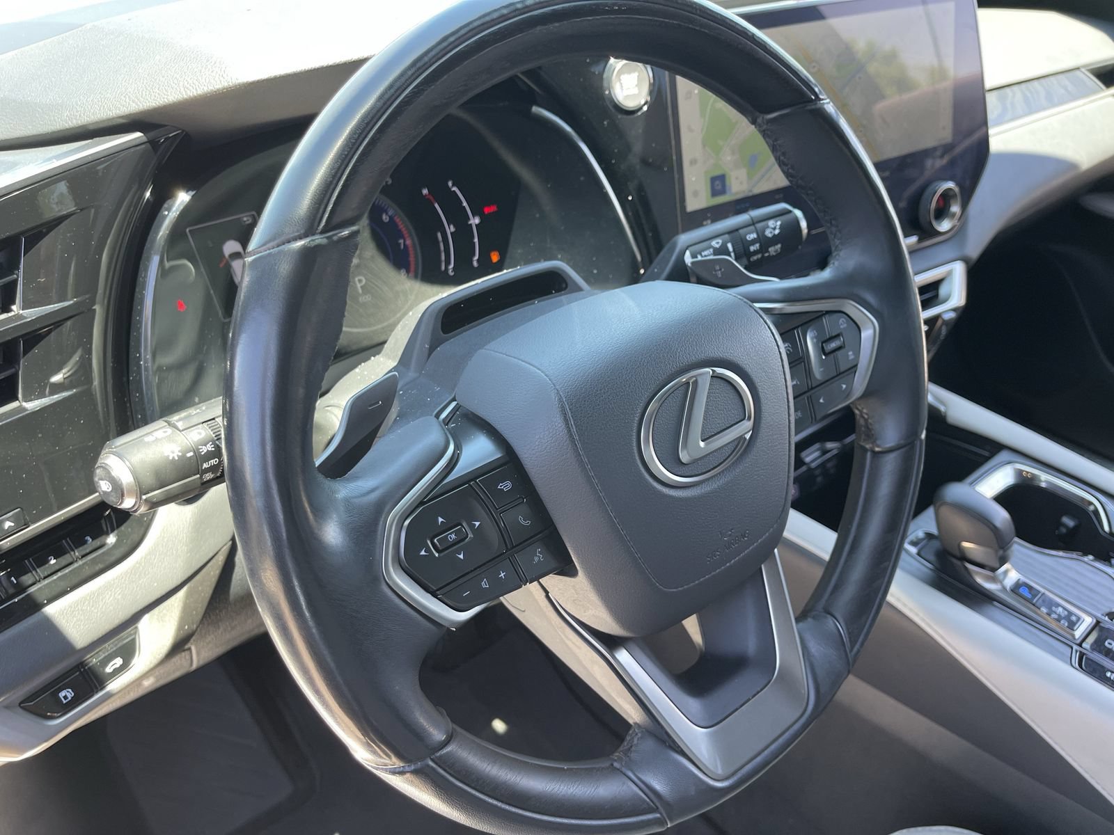 2023 Lexus RX 350 - Photo 24