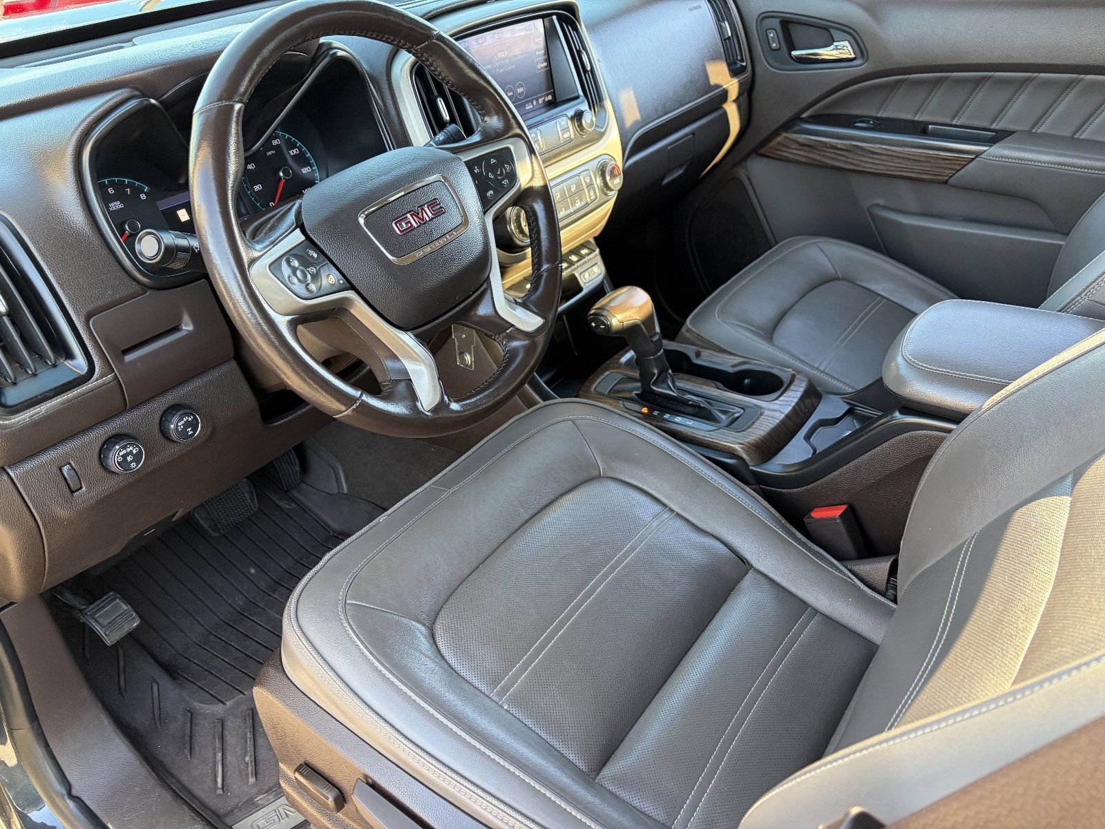 2021 GMC Canyon Denali - Photo 18