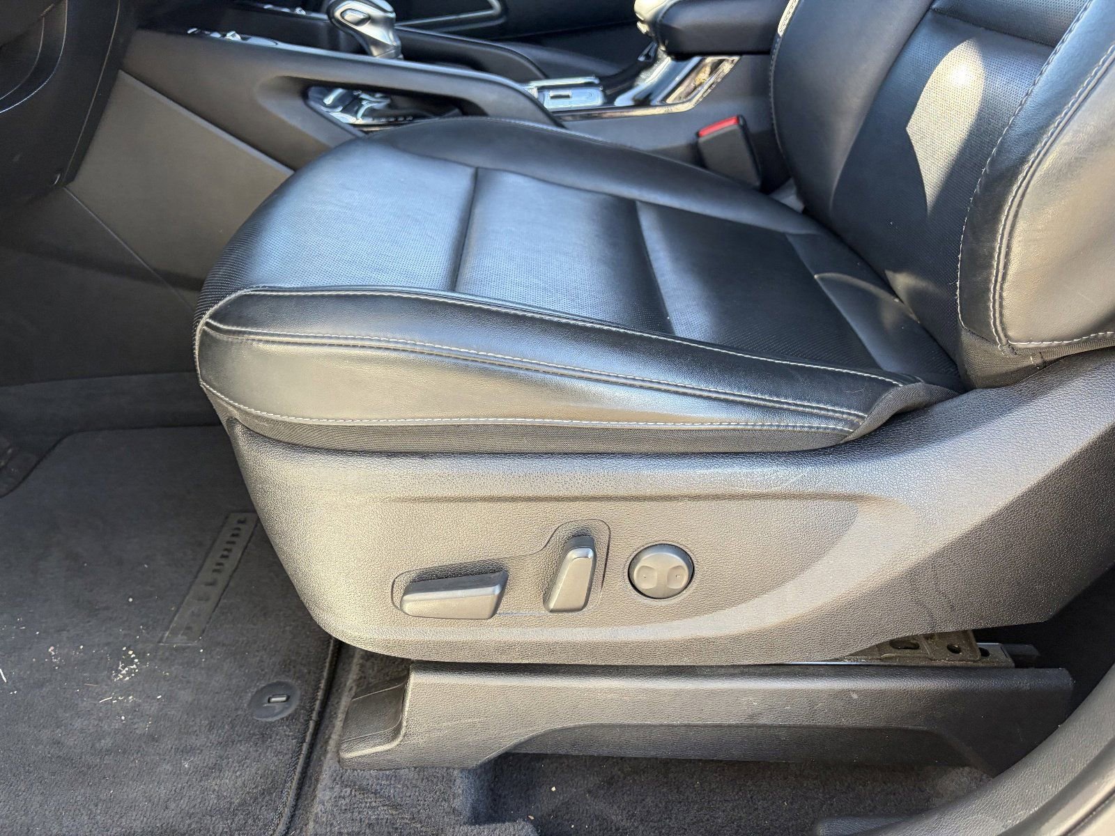 2025 Kia Telluride S - Photo 22