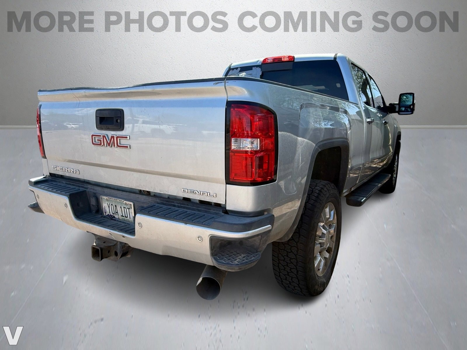 Image of 2018 GMC Sierra 2500 HD Denali Truck Crew Cab