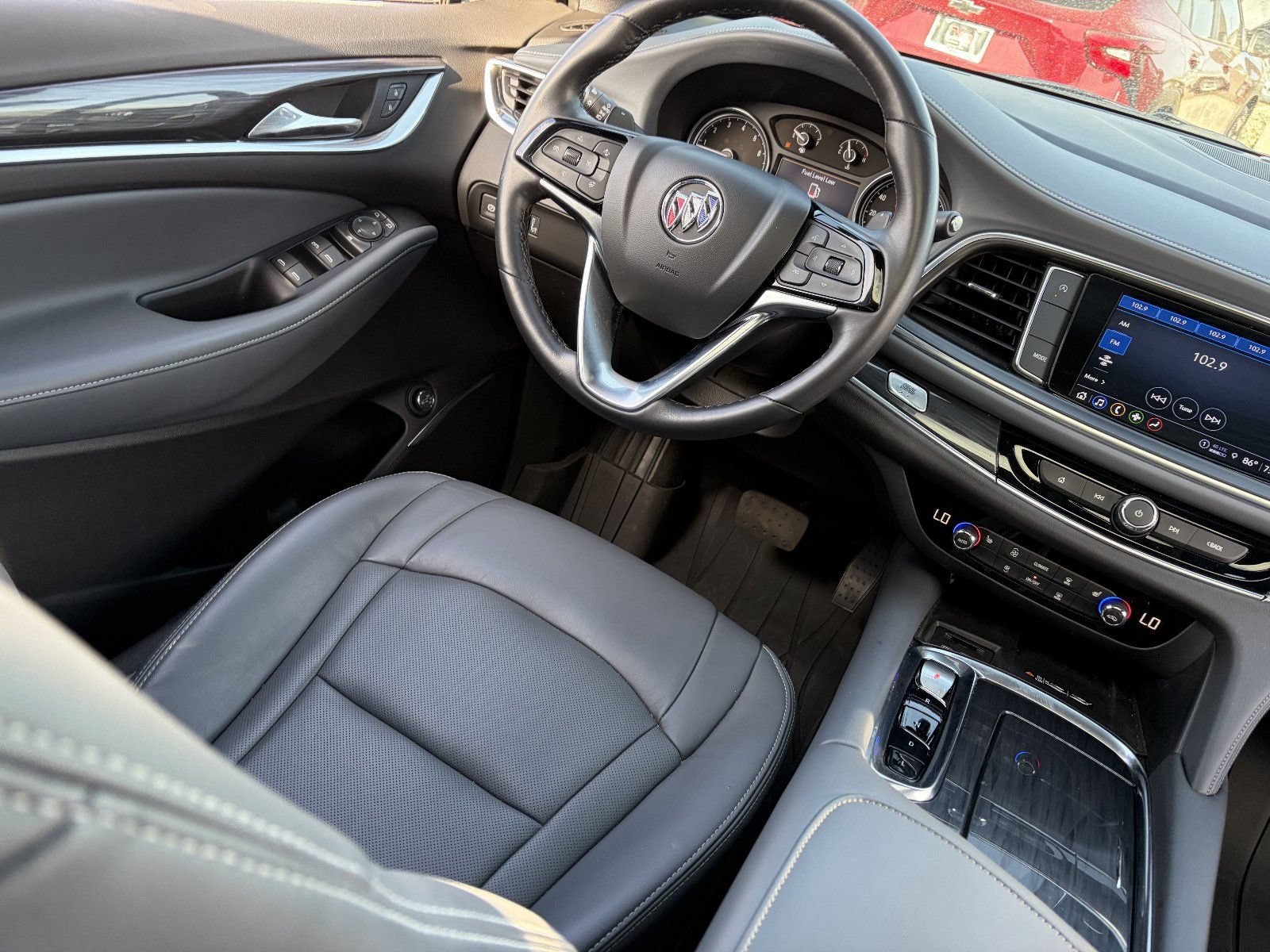 2023 Buick Enclave Essence - Photo 15