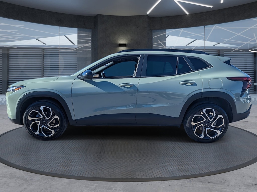 Used 2024 Chevrolet Trax 2RS SUV