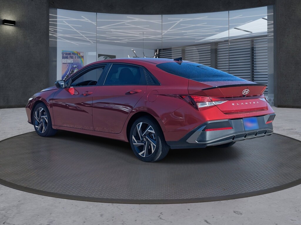 Used 2025 Hyundai Elantra SEL Sport Sedan