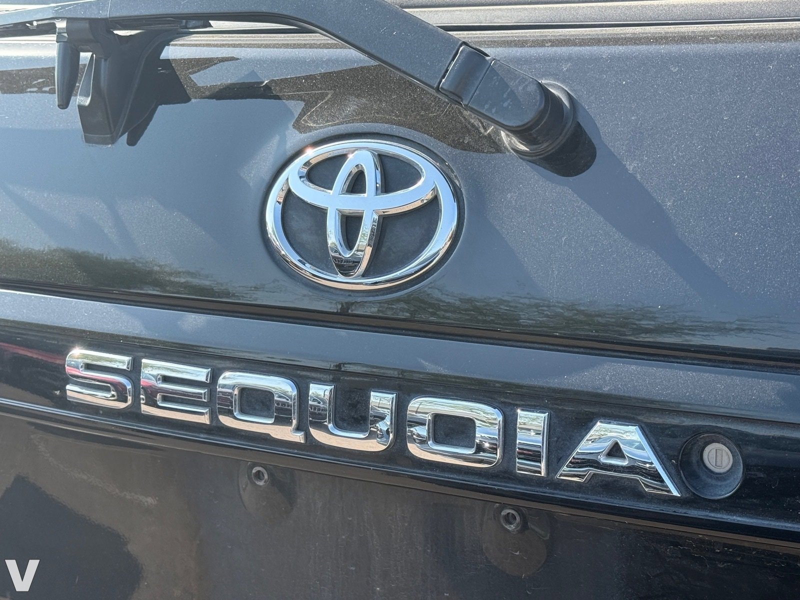 Image of 2014 Toyota Sequoia SR5 SUV