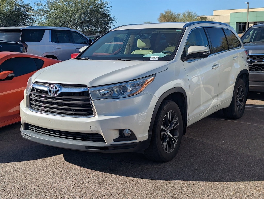 Used 2016 Toyota Highlander XLE SUV