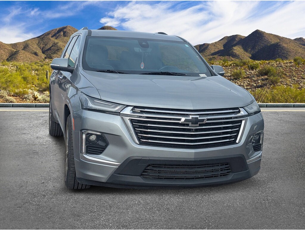 Used 2023 Chevrolet Traverse Premier SUV