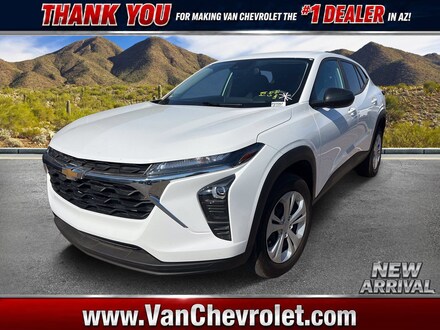 2025 Chevrolet Trax LS SUV