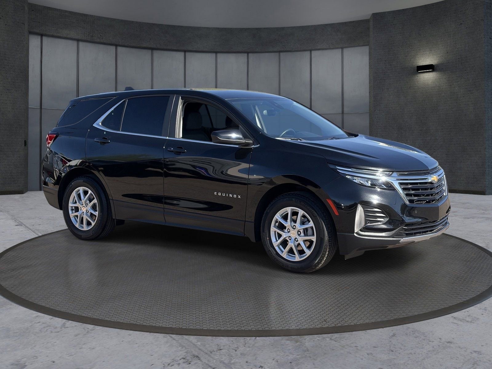 2024 Chevrolet Equinox LT - Photo 8
