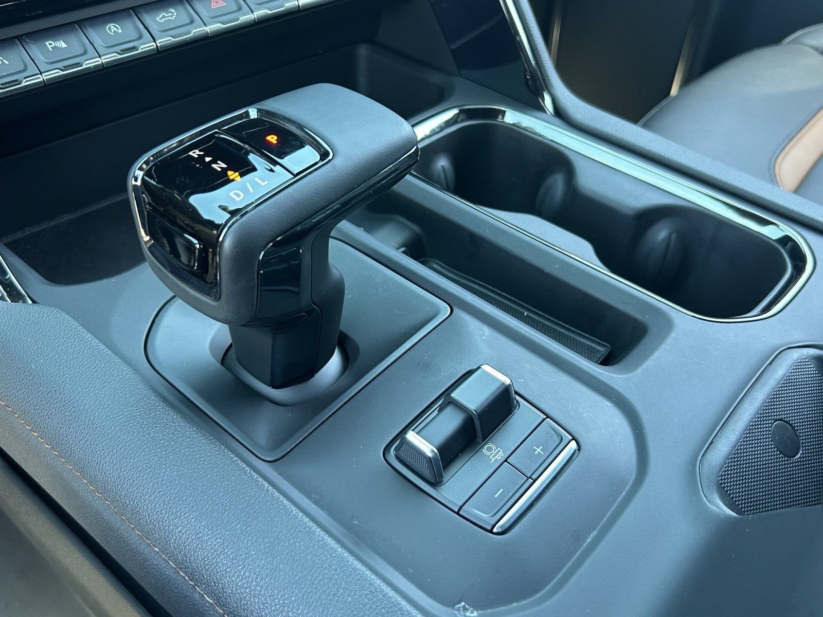 2025 GMC Sierra 1500 AT4 - Photo 35