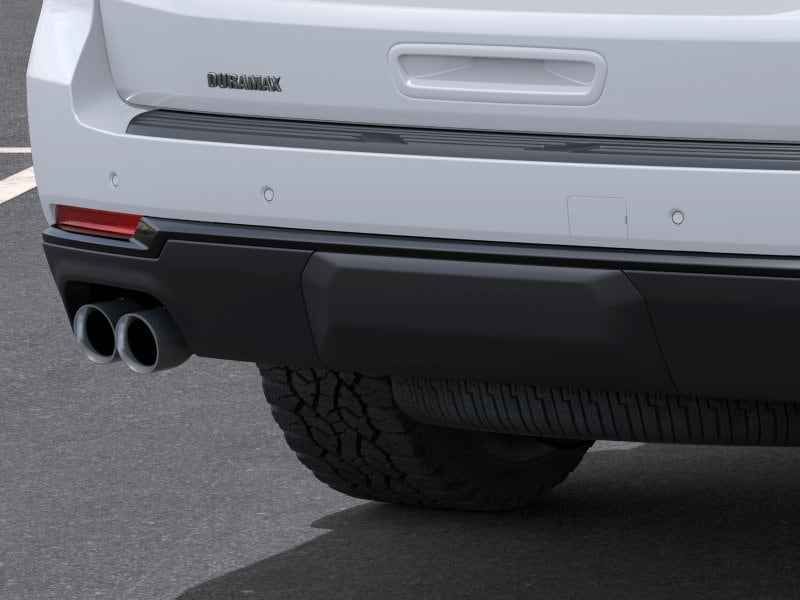 New 2026 Summit White Chevrolet Z71 image 38