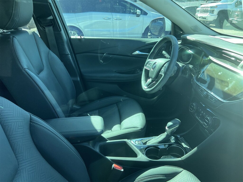 Used 2023 Buick Encore GX Essence SUV