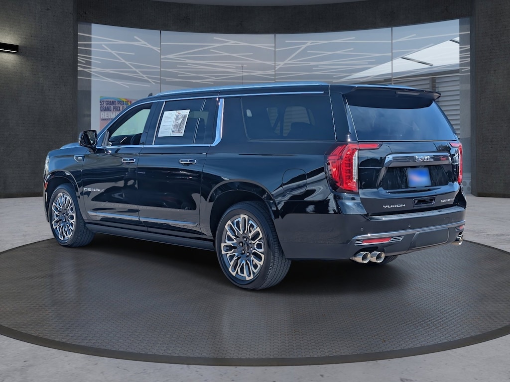 Used 2023 GMC Yukon XL Denali Ultimate SUV