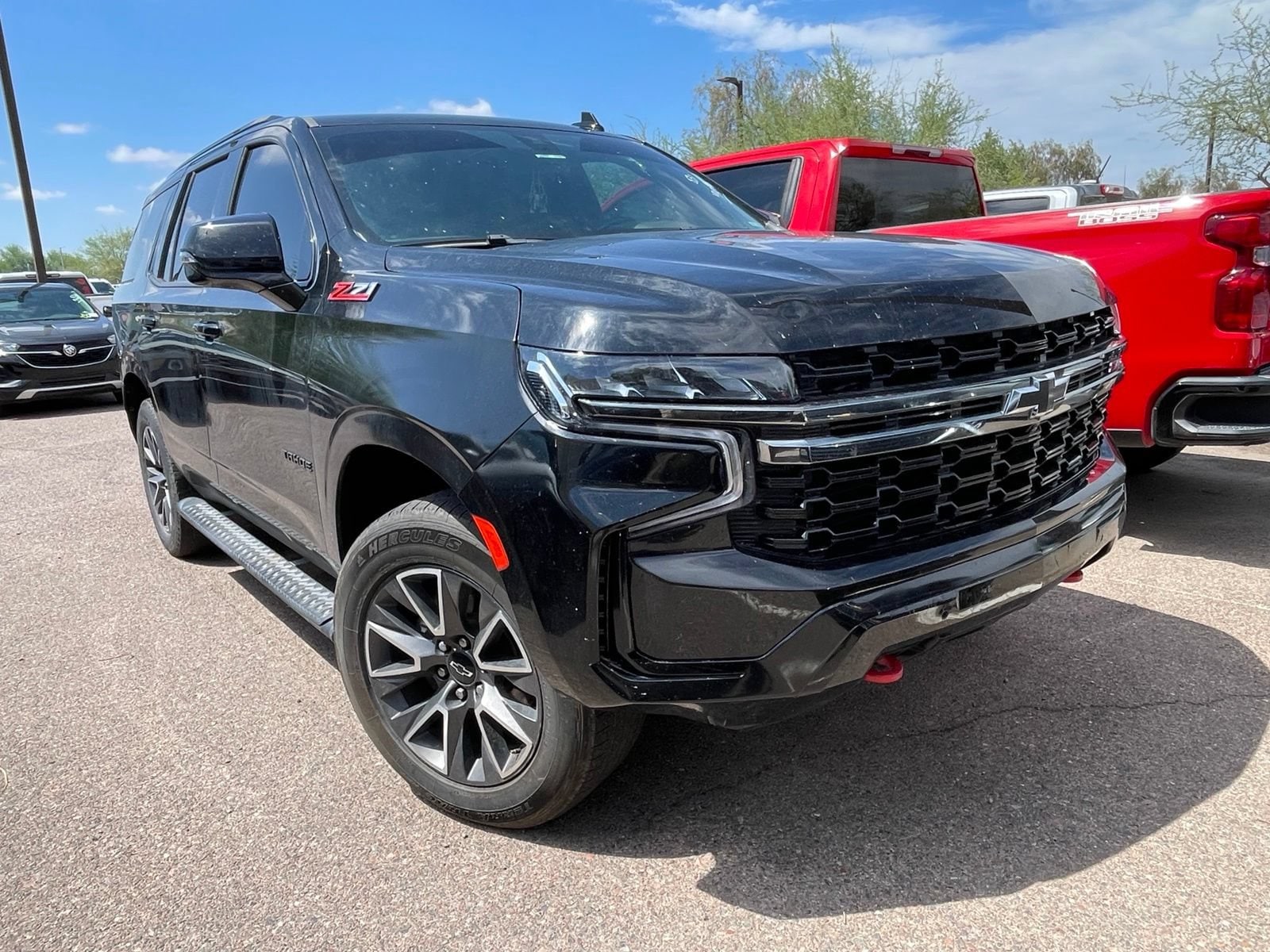 Used 2022 Black Chevrolet Z71 image 3