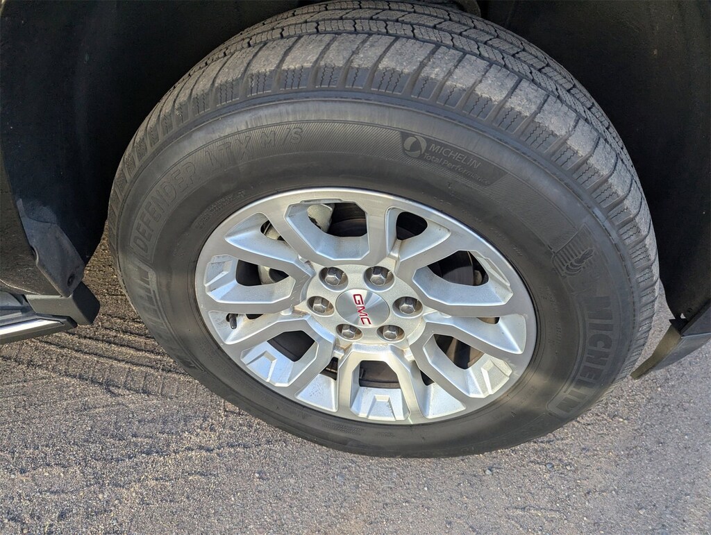 Used 2016 GMC Yukon SLT SUV