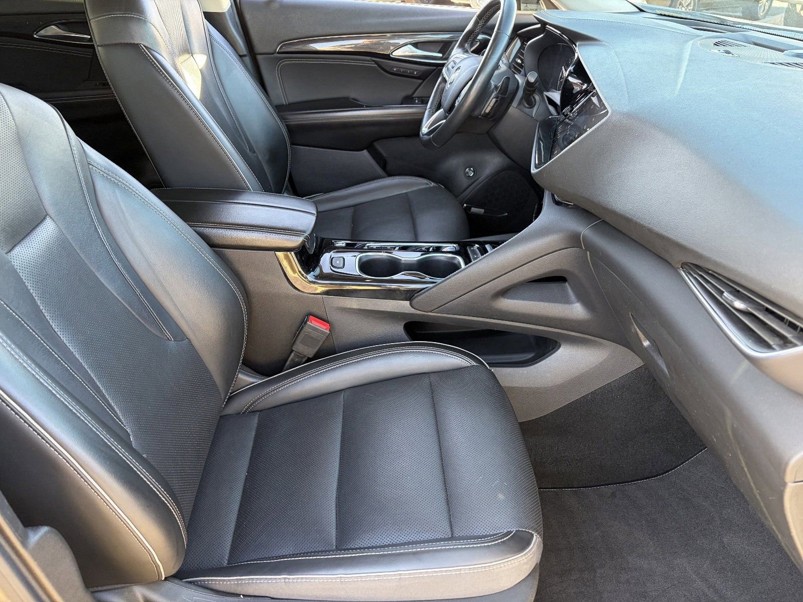 2022 Buick Envision Essence - Photo 12