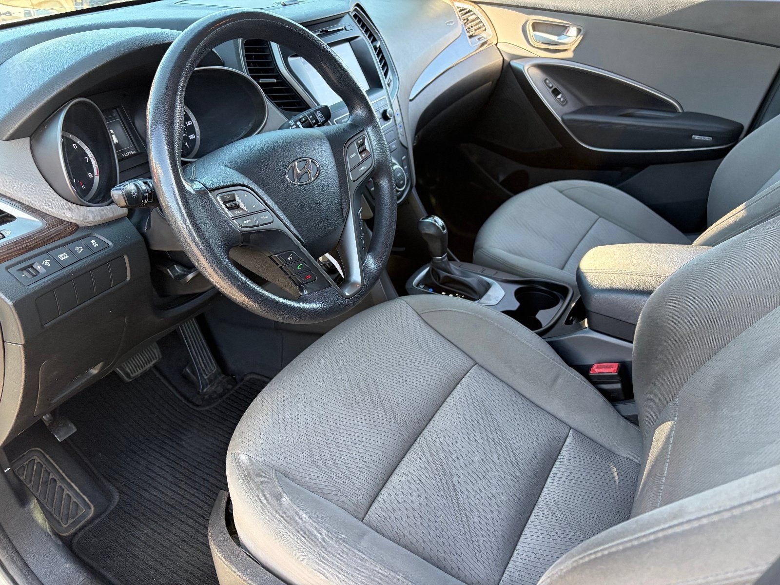 2017 Hyundai Santa Fe Sport - Photo 19