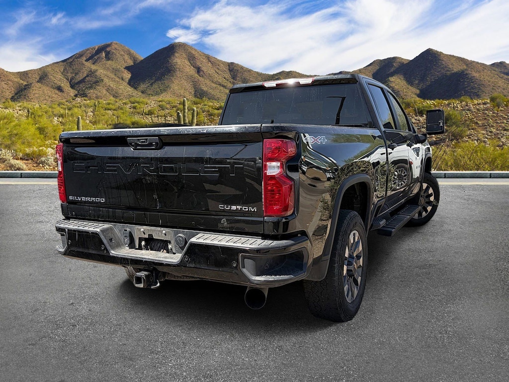 Used 2025 Chevrolet Silverado 2500 HD Custom Truck