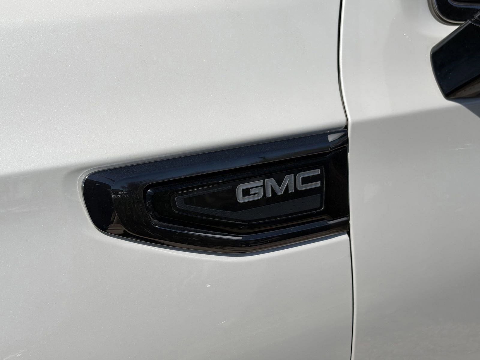 2023 GMC Yukon XL Denali Ultimate - Photo 9