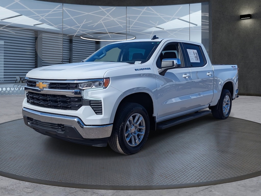 Used 2025 Chevrolet Silverado 1500 LT Truck Crew Cab