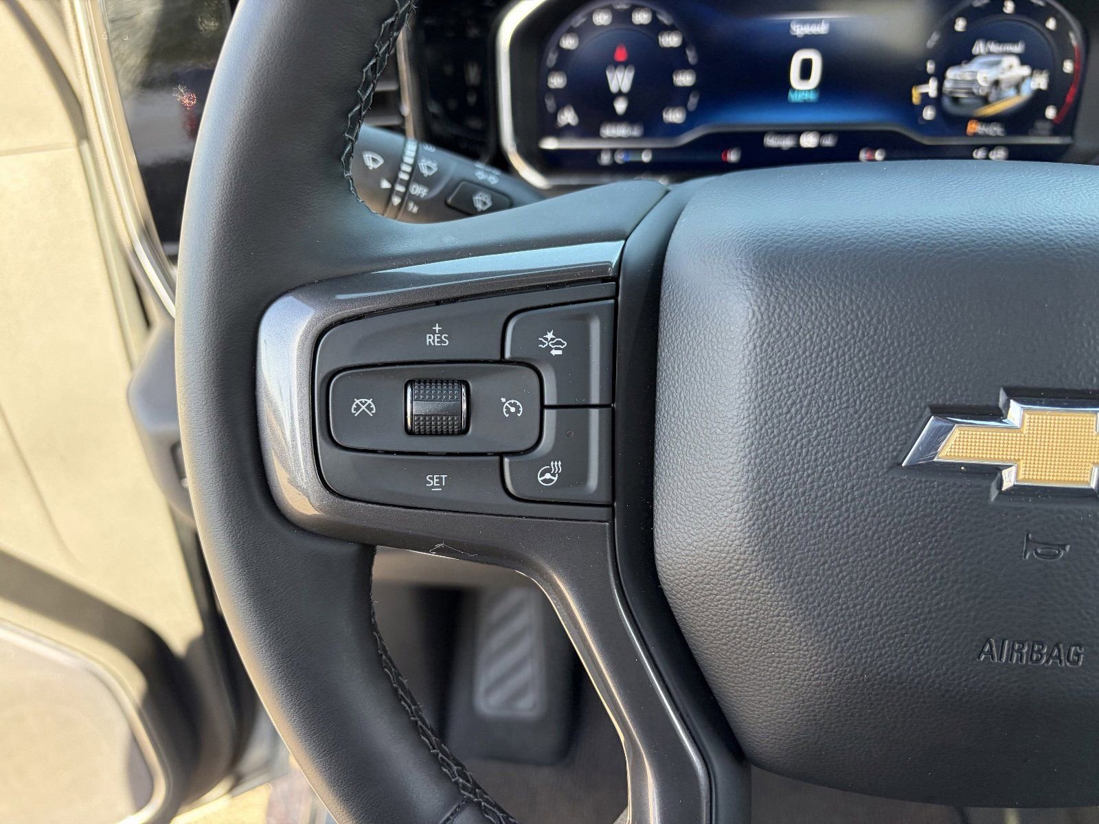 2025 Chevrolet Silverado 3500HD High Country - Photo 25